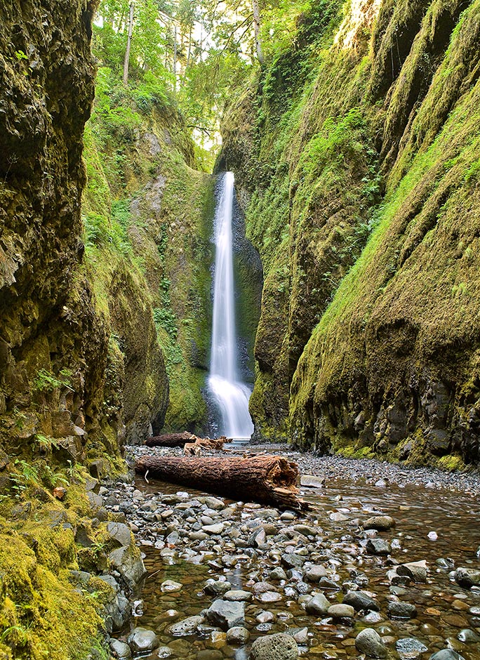 Lower Oneonta Falls