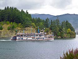 Columbia River Sternwheeler