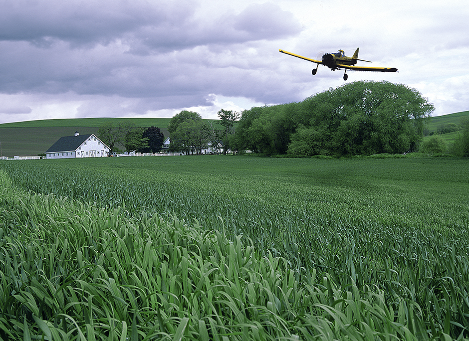 Crop duster in Walla Walla, WA