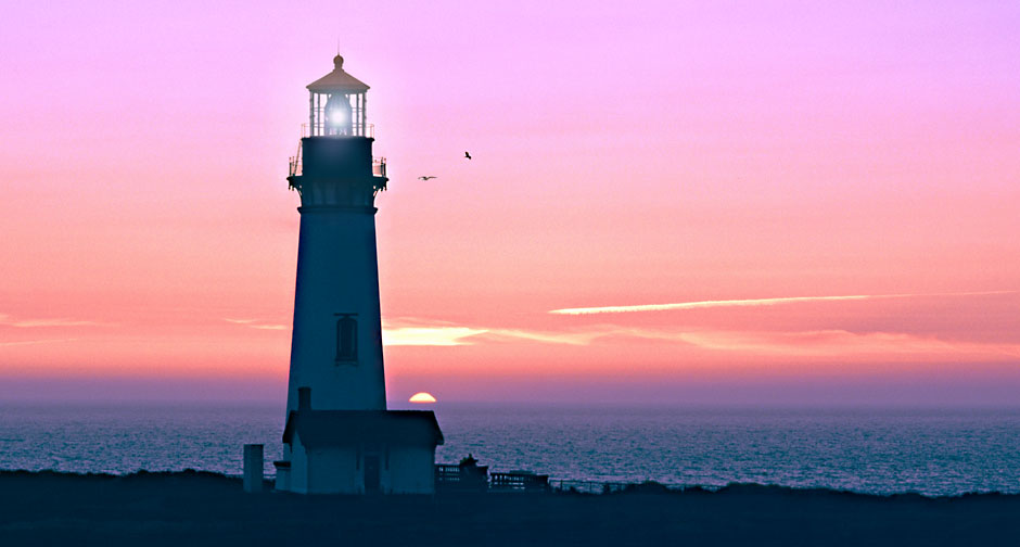 Yaquina Head Sunset- 93 foot  Lighthouse in Newport