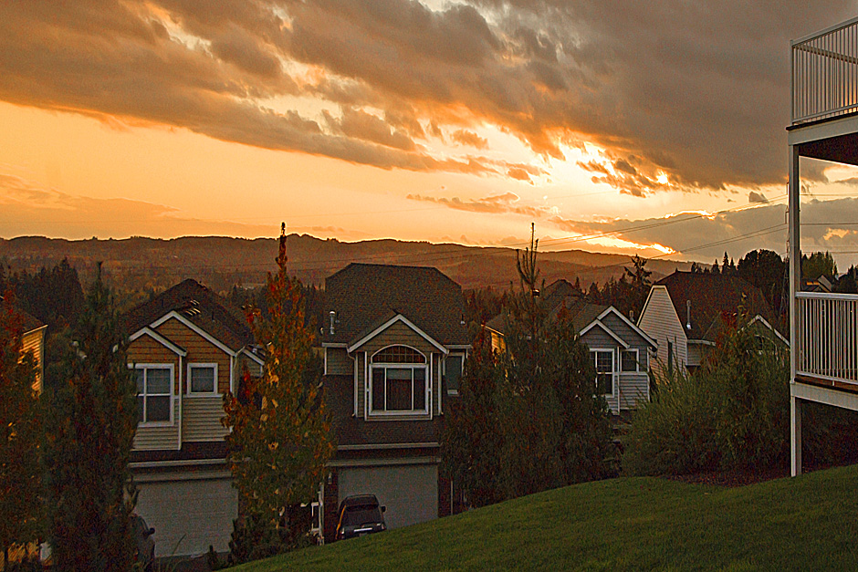 Bull Mountain Sunset (Peach Tree Drive) Tigard OR