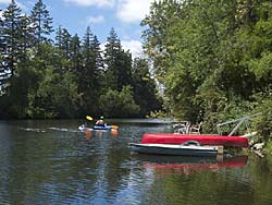 boating down the Tualatin River