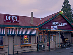 Metal Sculptures at a Diner in Murphy