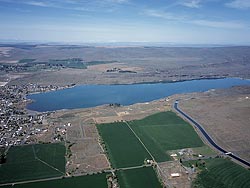 Soap Lake sported so much mineral content before Grand Coulee, FOAM washed a shore in such volume, it covered picnic tables