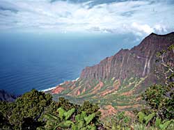 wild Na_Pali on Kauai, Hawaii