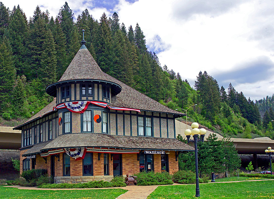 Buy this N Pacific Railroad merged to become Burlington Northern; This museum honors it's past picture