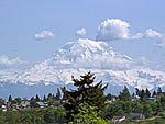 Looking SE at Mt. Rainier from Tacoma, Washington
