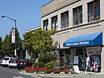 street scene in Kent, Washington