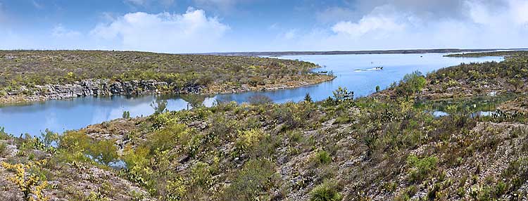 Big Bend Texas: Amistad Reservoir - Rio Grande River near Del Rio; delivers water to both sides of border