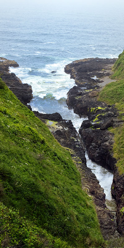 Vertical Panorama of Devil's Churn, Oregon coast